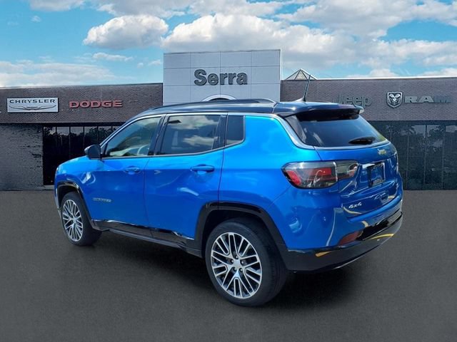 Used 2023 Jeep Compass Limited w/ Elite Group AWD/4WD image 5