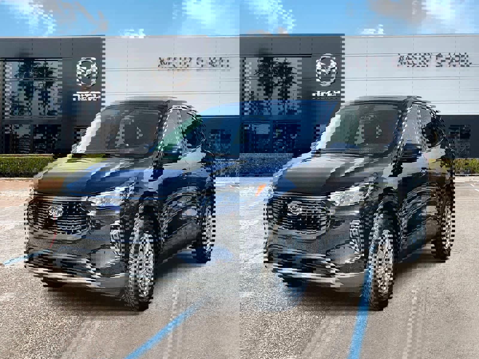 Used 2024 Ford Escape Active image 1