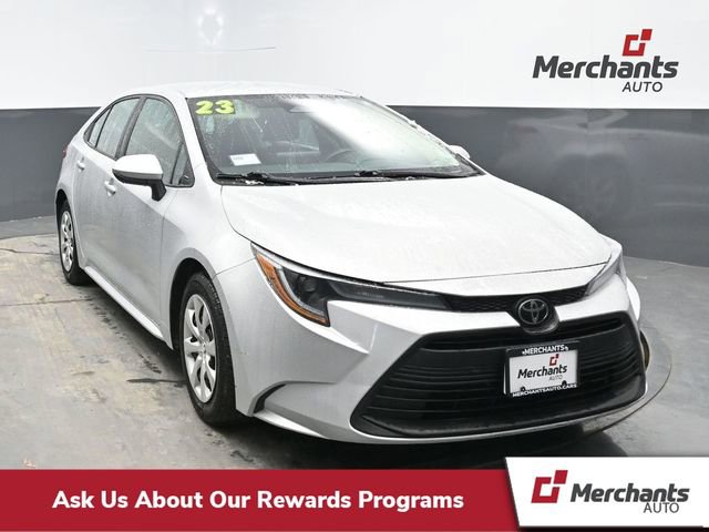 Used 2023 Toyota Corolla LE FWD image 1