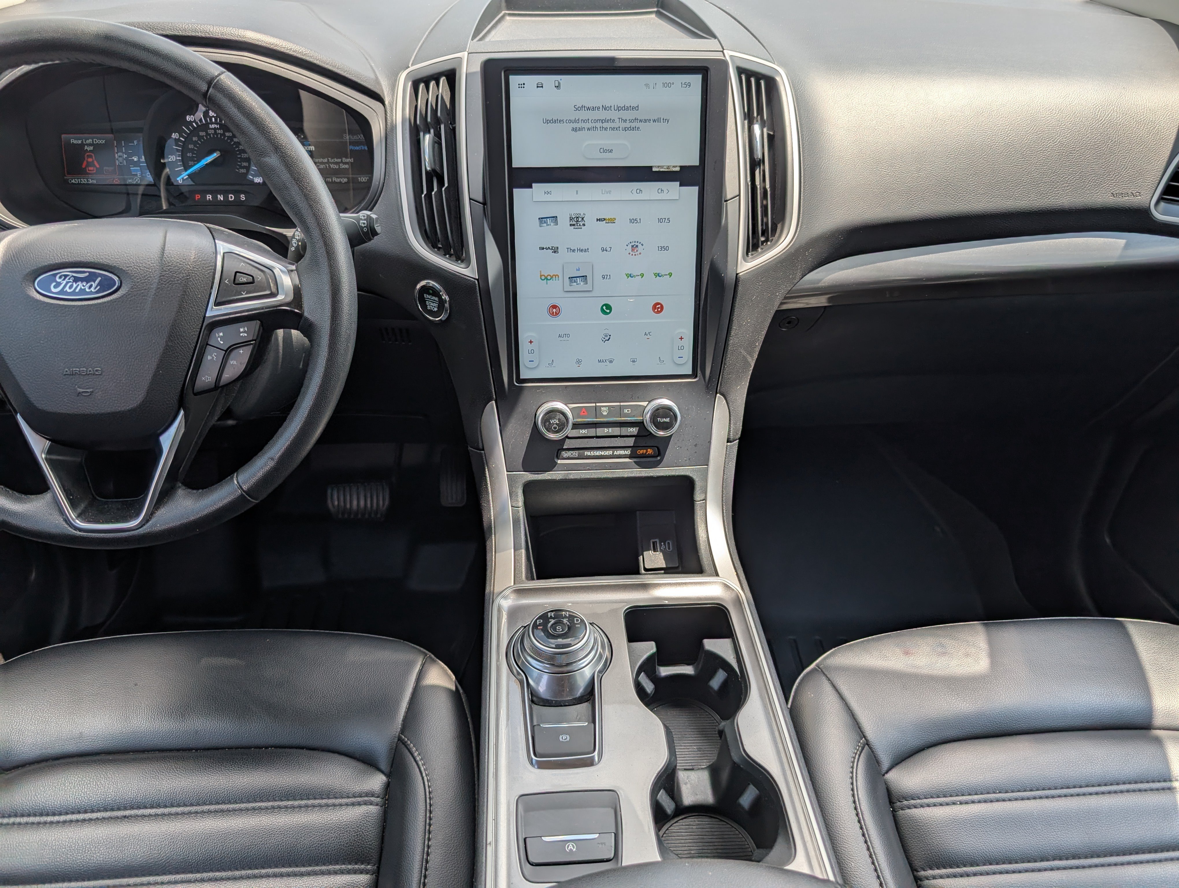 Used 2024 Ford Edge SEL AWD/4WD image 7