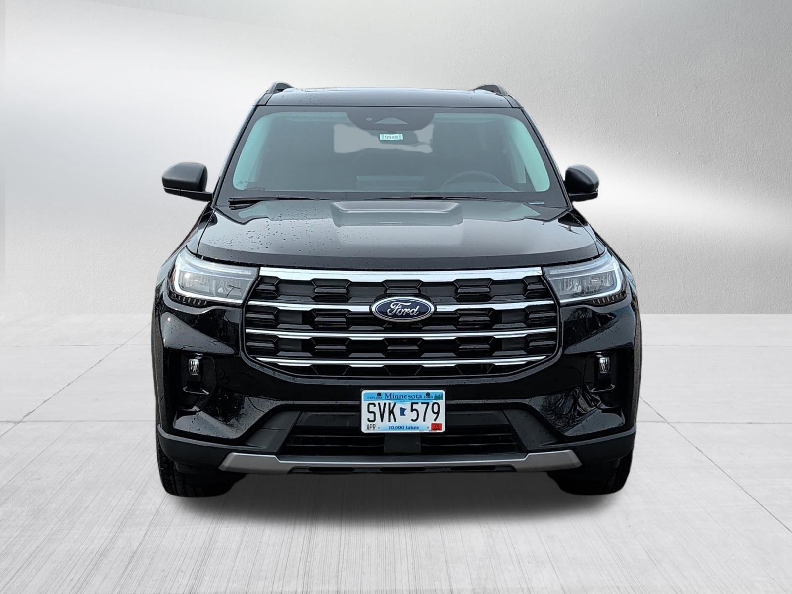 Used 2026 Ford Explorer Active w/ Active Comfort Package image 2