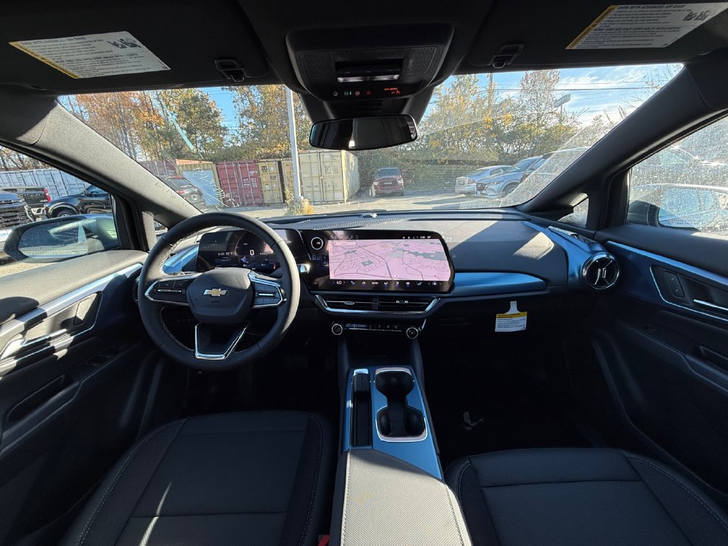 New 2026 Chevrolet Equinox EV LT FWD image 18