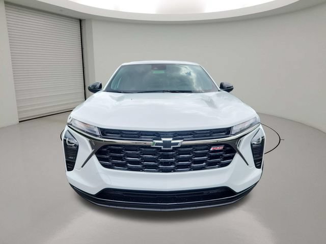 New 2026 Chevrolet Trax RS w/ Sunroof Package FWD image 2