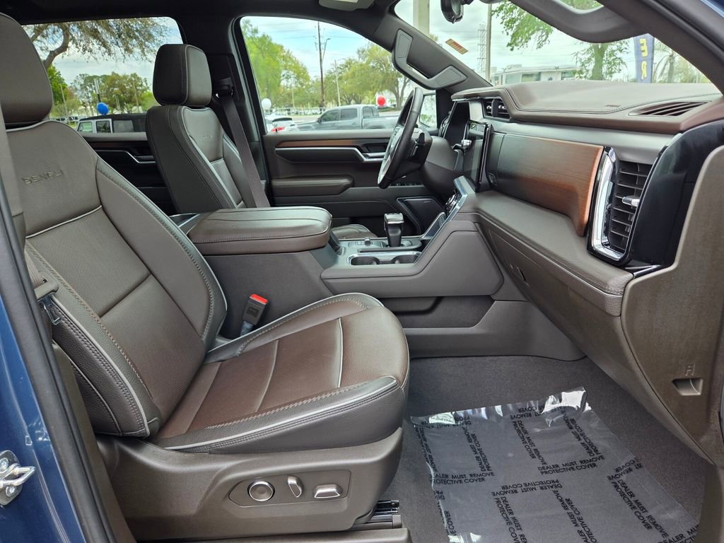 Used 2025 GMC Sierra 1500 Denali w/ Denali Reserve Package image 18