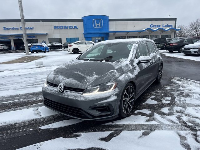 Used 2018 Volkswagen Golf R 4-Door image 2