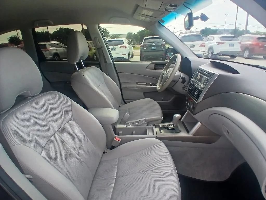 Used 2010 Subaru Forester 2.5X AWD/4WD image 23