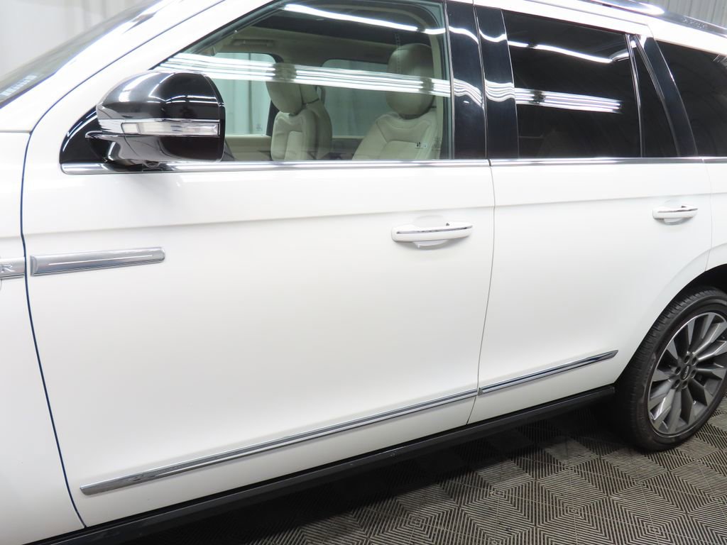Used 2020 Lincoln Navigator Reserve w/ Luxury Package AWD/4WD image 52
