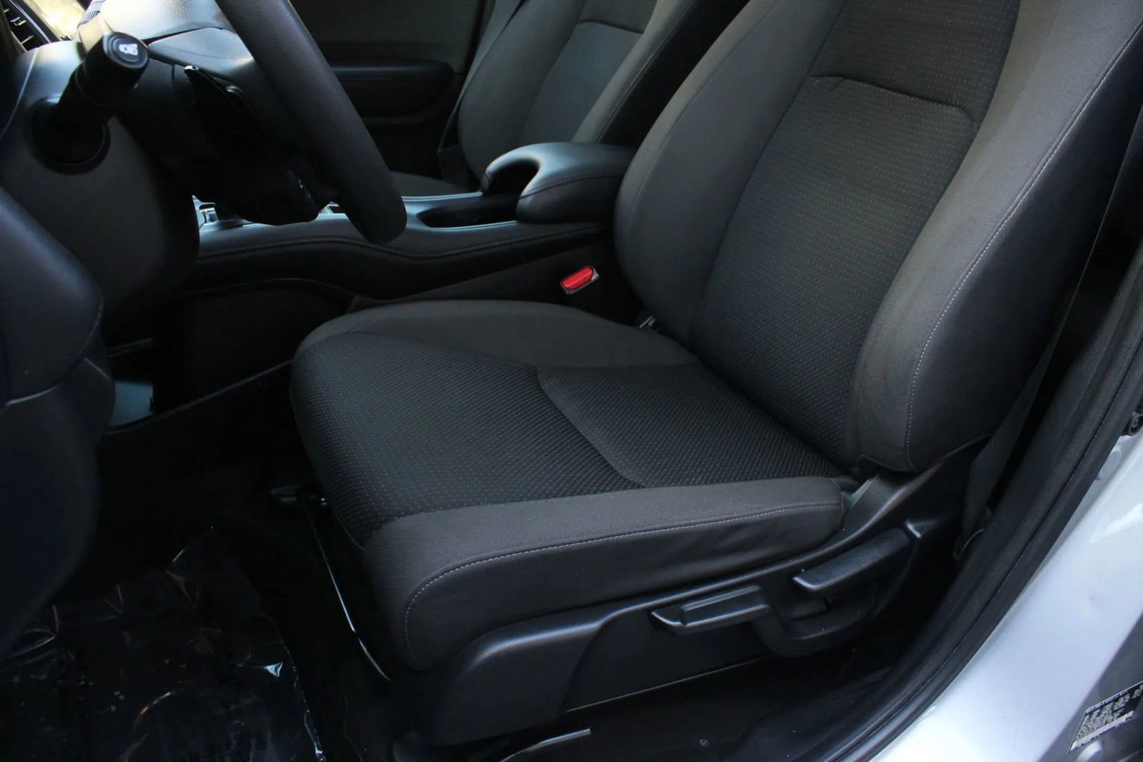 Used 2020 Honda HR-V EX image 17