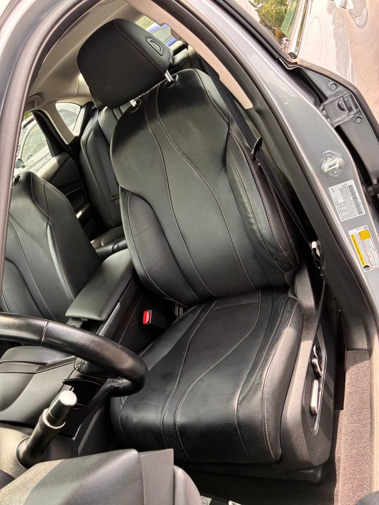 Used 2023 Acura TLX w/ Technology Package FWD image 17