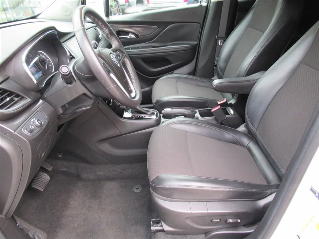 Used 2020 Buick Encore Preferred w/ Safety Package image 15