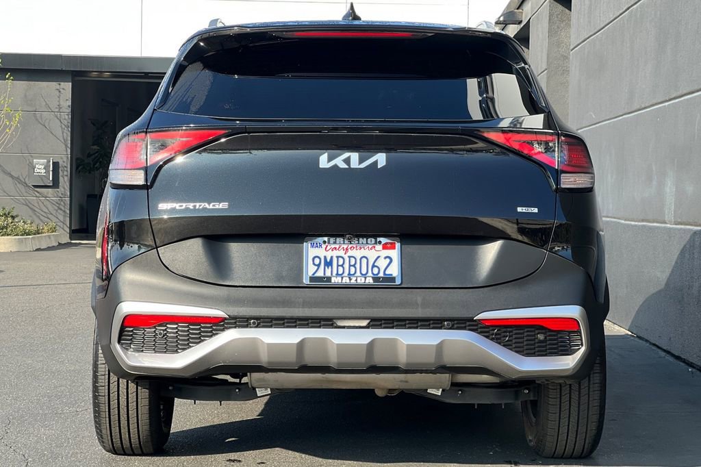 Used 2023 Kia Sportage EX image 7