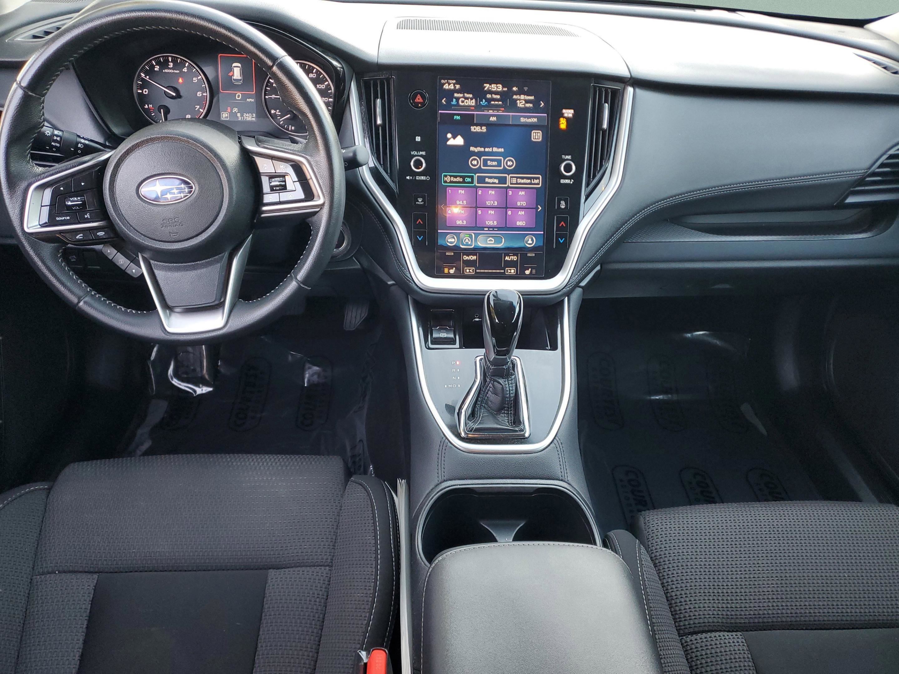 Used 2022 Subaru Outback Premium image 11