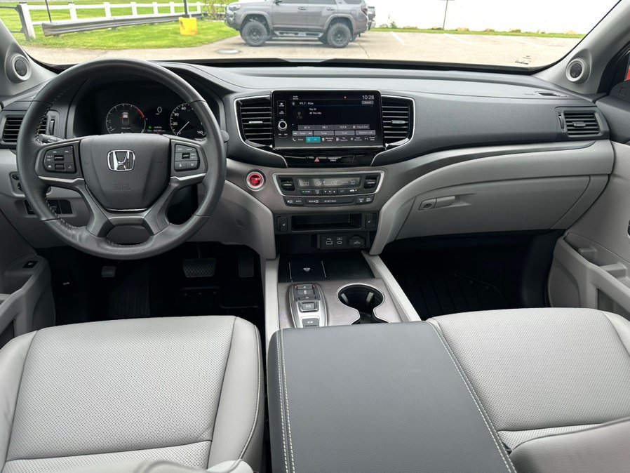 Used 2025 Honda Ridgeline RTL image 13