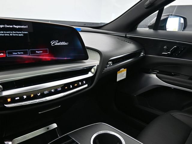 New 2026 Cadillac Lyriq V image 18