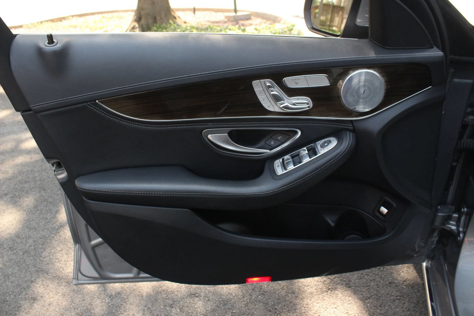 Used 2015 Mercedes-Benz C 300 4MATIC Sedan w/ Premium 1 Package image 14