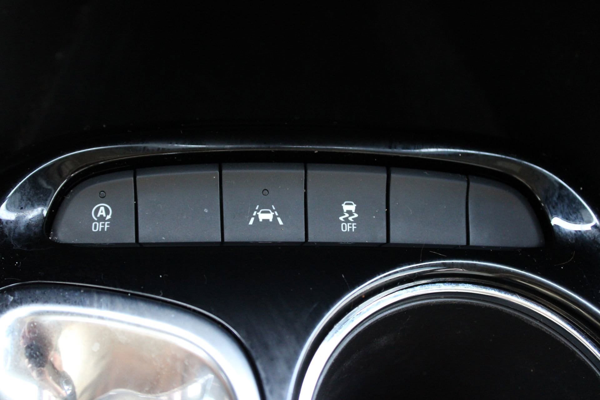 Used 2023 Buick Encore GX Select FWD image 38