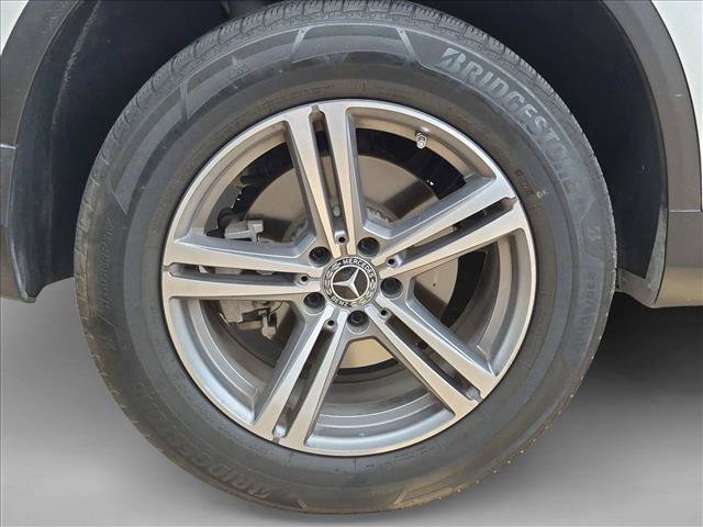 Used 2020 Mercedes-Benz GLC 300 image 23