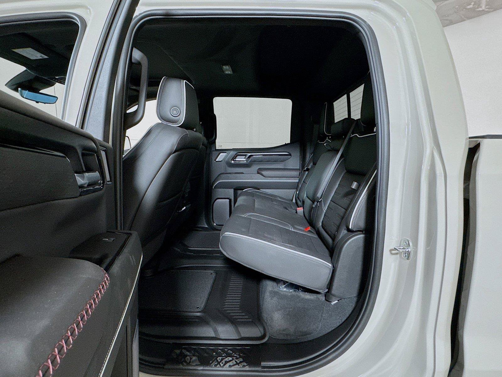 New 2026 GMC Sierra 1500 AT4X w/ LPO, Black Badging Package AWD/4WD image 13