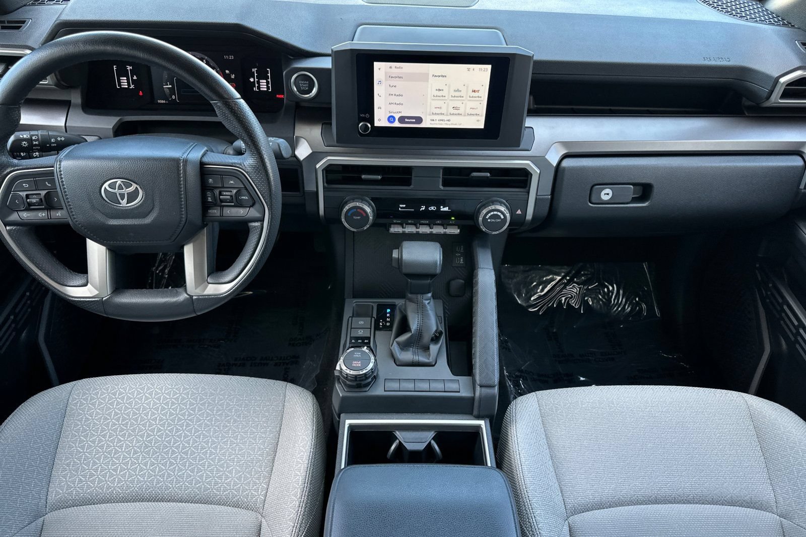 Certified 2025 Toyota 4Runner SR5 AWD/4WD image 13