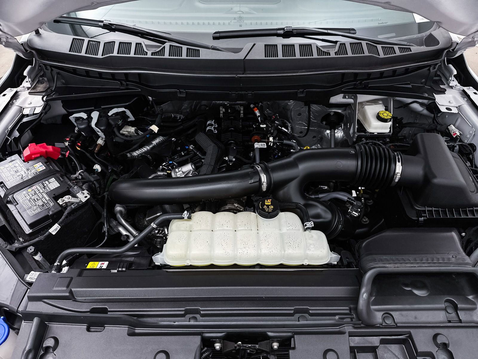 Used 2025 Ford F150 Tremor w/ Tow/Haul Package image 13