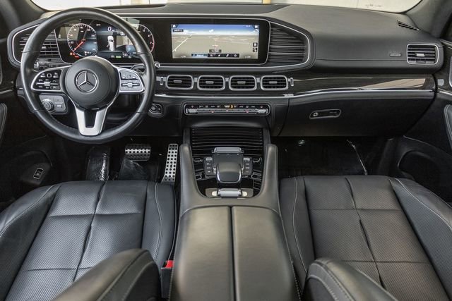 Used 2021 Mercedes-Benz GLS 580 4MATIC image 6