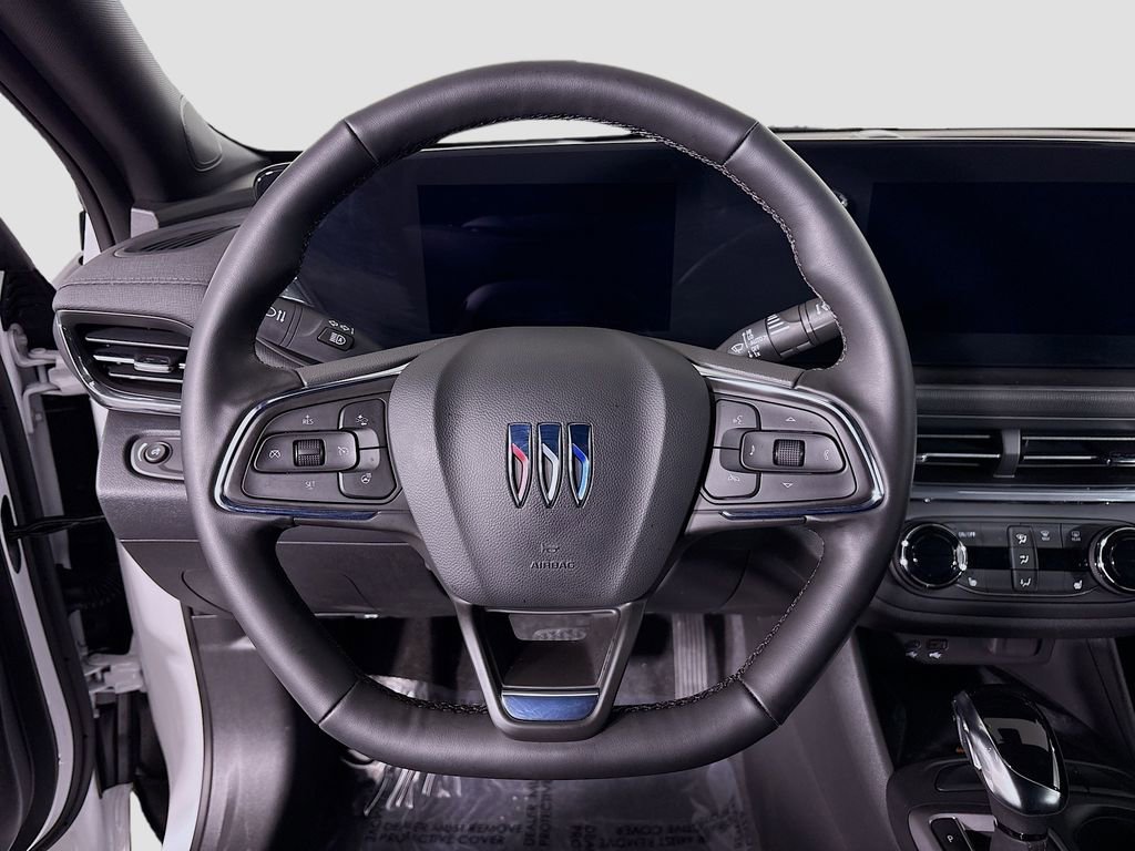 Used 2025 Buick Envista Preferred w/ Convenience I Package image 12