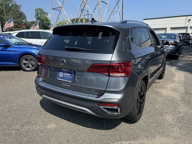 Used 2023 Volkswagen Taos SE w/ Panoramic Sunroof Package AWD/4WD image 5