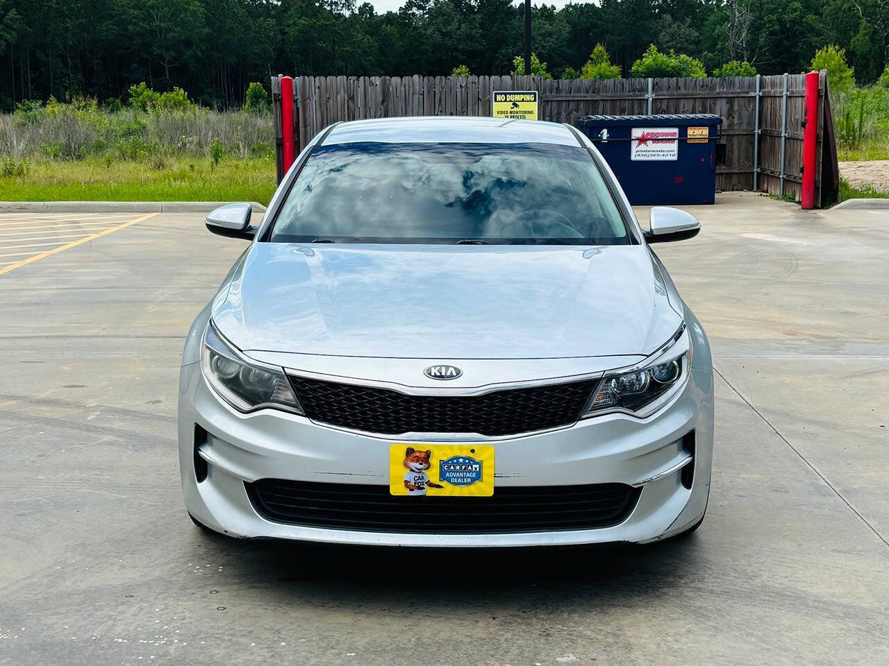 Used 2018 Kia Optima LX w/ Convenience Package FWD image 2