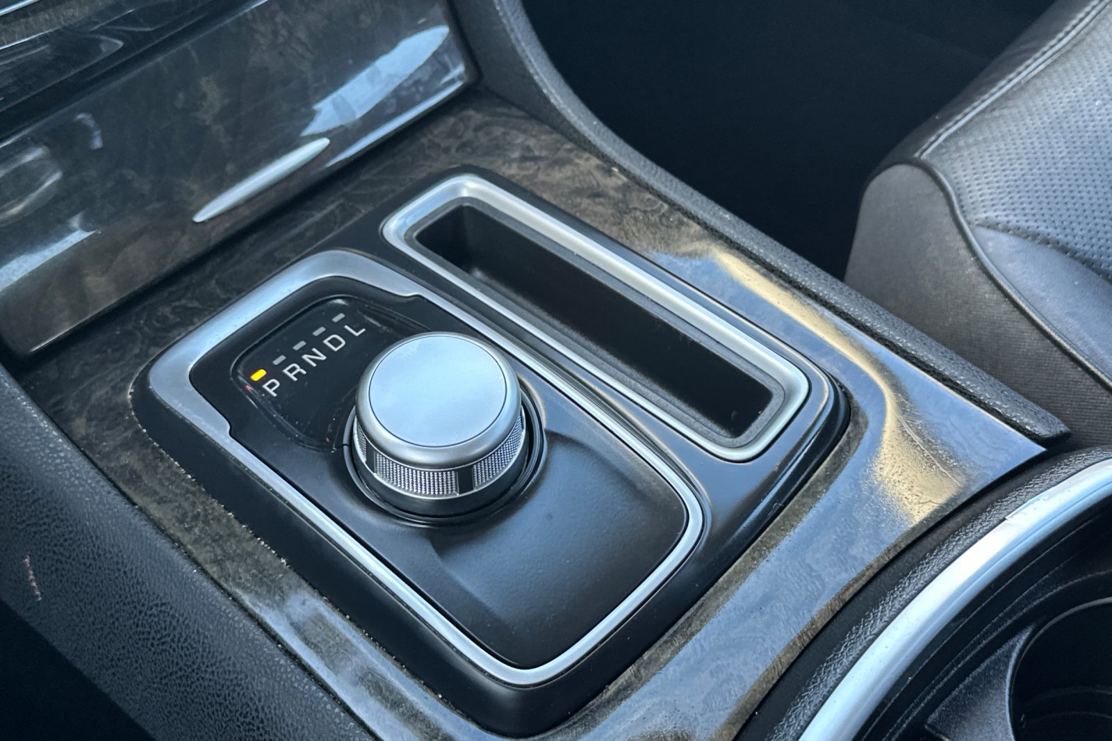 Used 2019 Chrysler 300 Limited RWD image 21