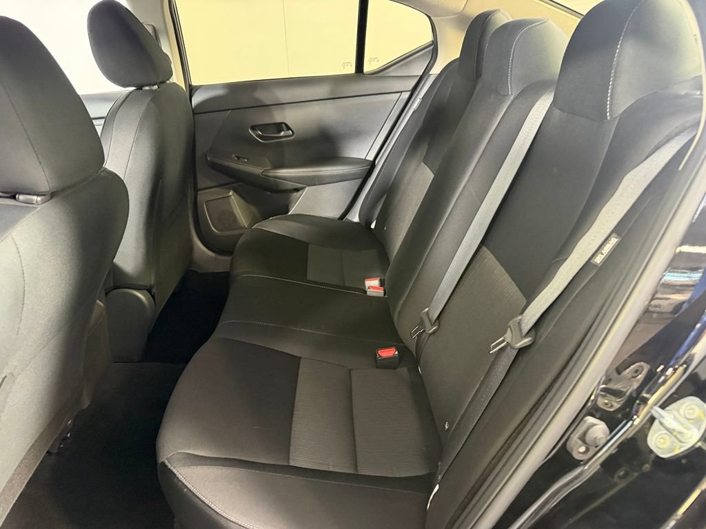 Used 2025 Nissan Sentra SV w/ Trunk Package FWD image 25