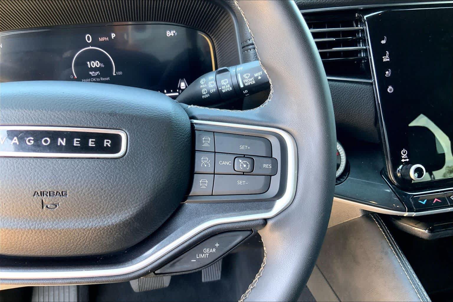 Used 2022 Jeep Wagoneer Series I w/ Convenience Group I AWD/4WD image 23