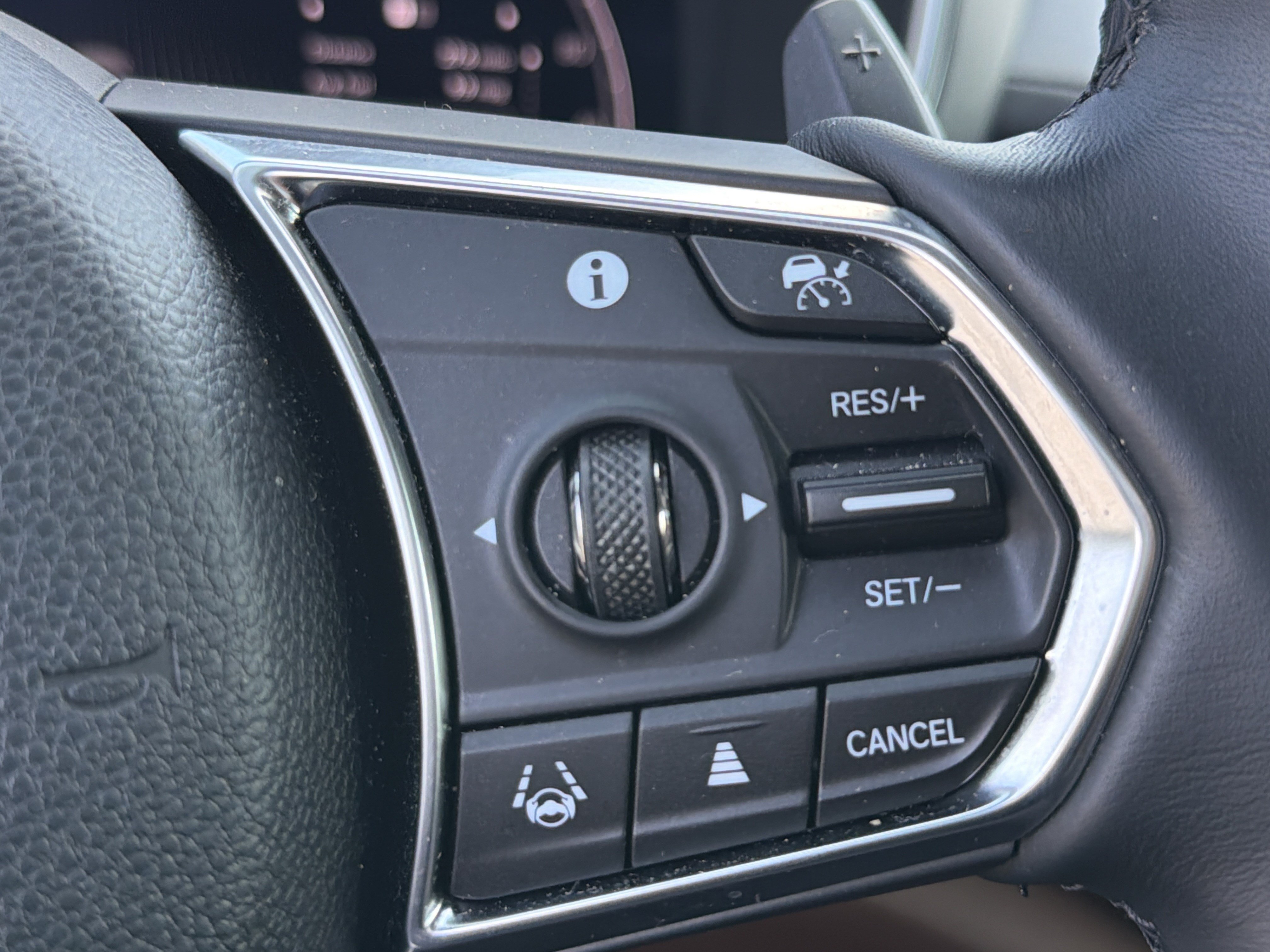 Certified 2026 Acura MDX FWD w/ Technology Package image 24