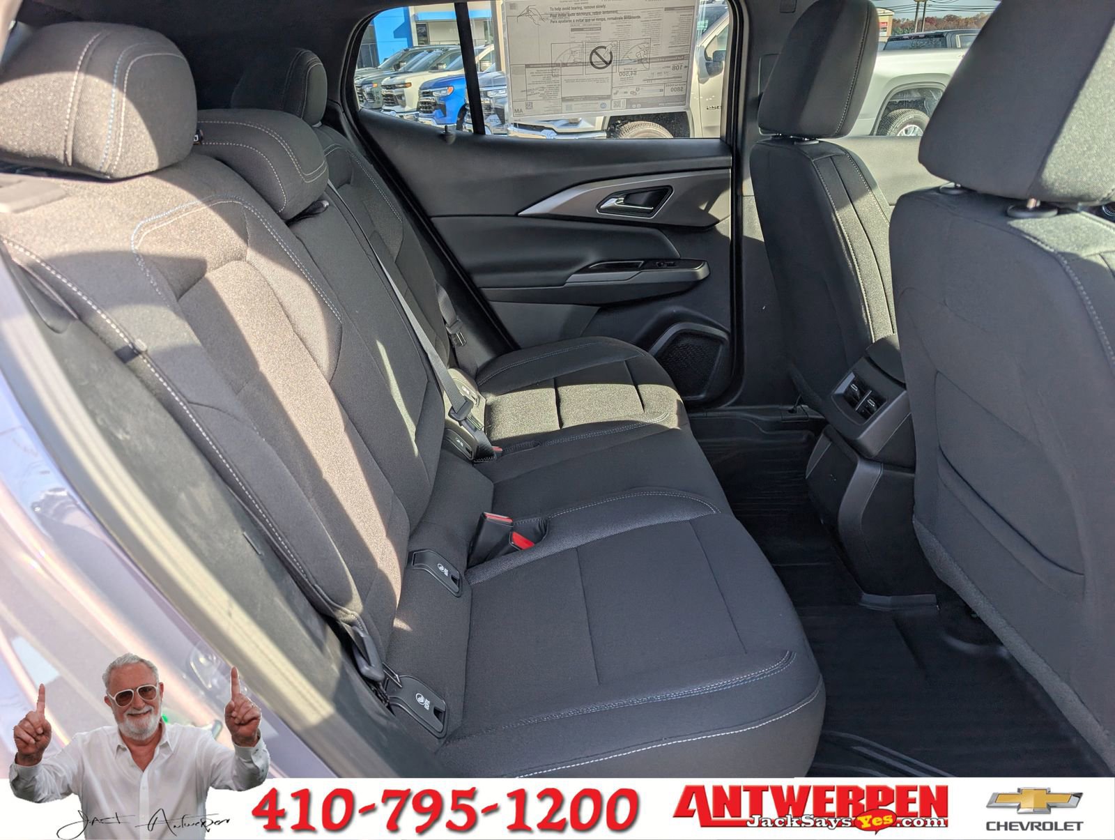 New 2026 Chevrolet Equinox EV LT image 9