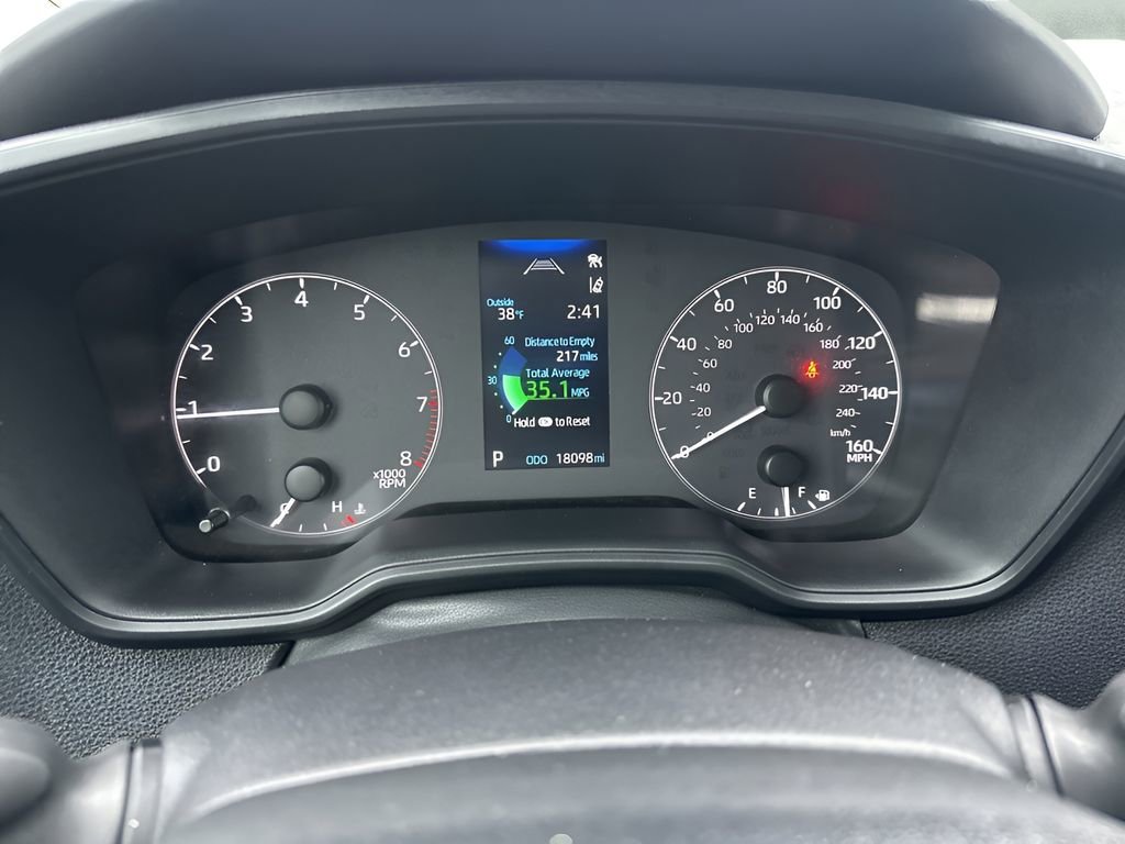 Used 2025 Toyota Corolla LE image 18