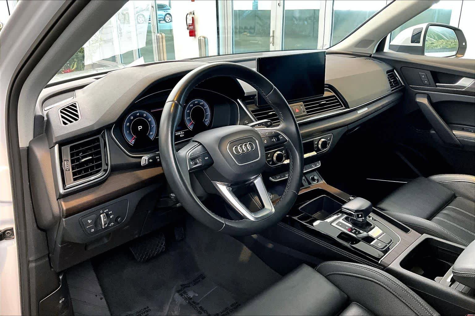 Used 2021 Audi Q5 2.0T Premium Plus w/ Premium Plus Package AWD/4WD image 18