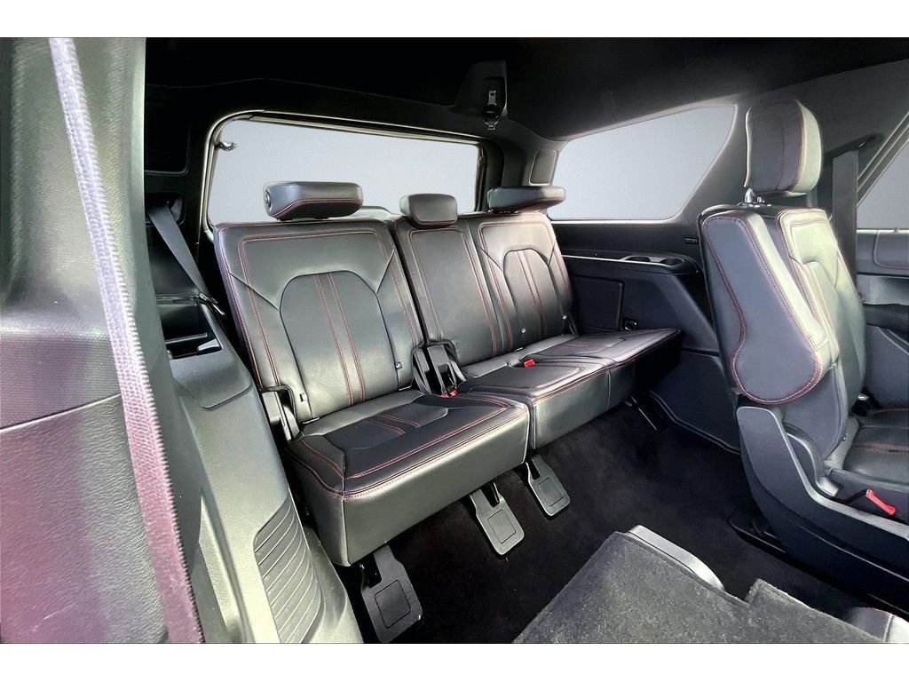 Used 2022 Ford Expedition Limited AWD/4WD image 30