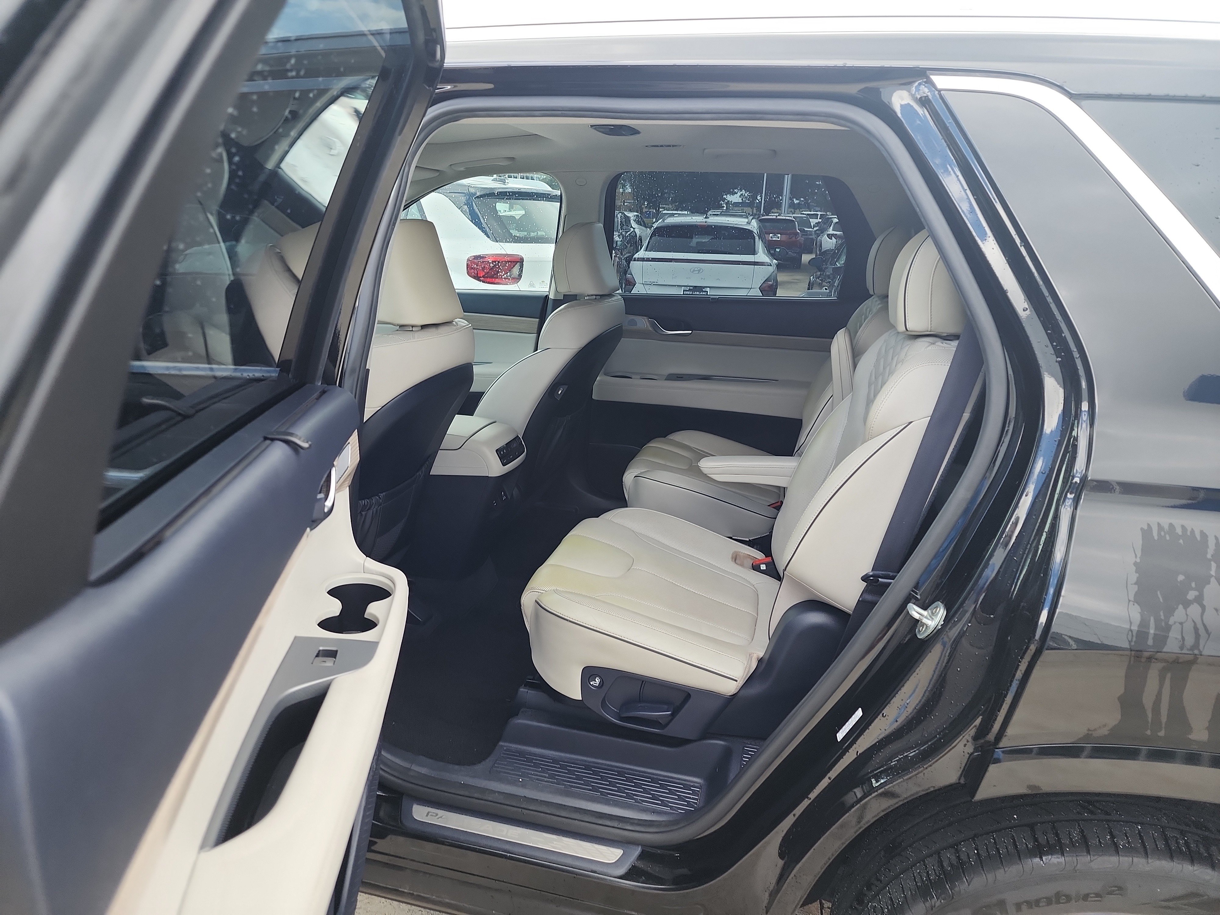 Used 2021 Hyundai Palisade Limited FWD image 18