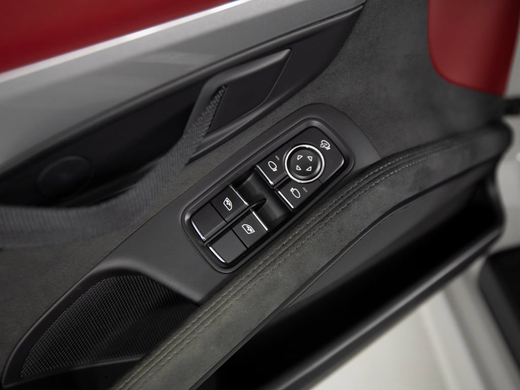 Certified 2021 Porsche 718 Boxster Spyder RWD image 20