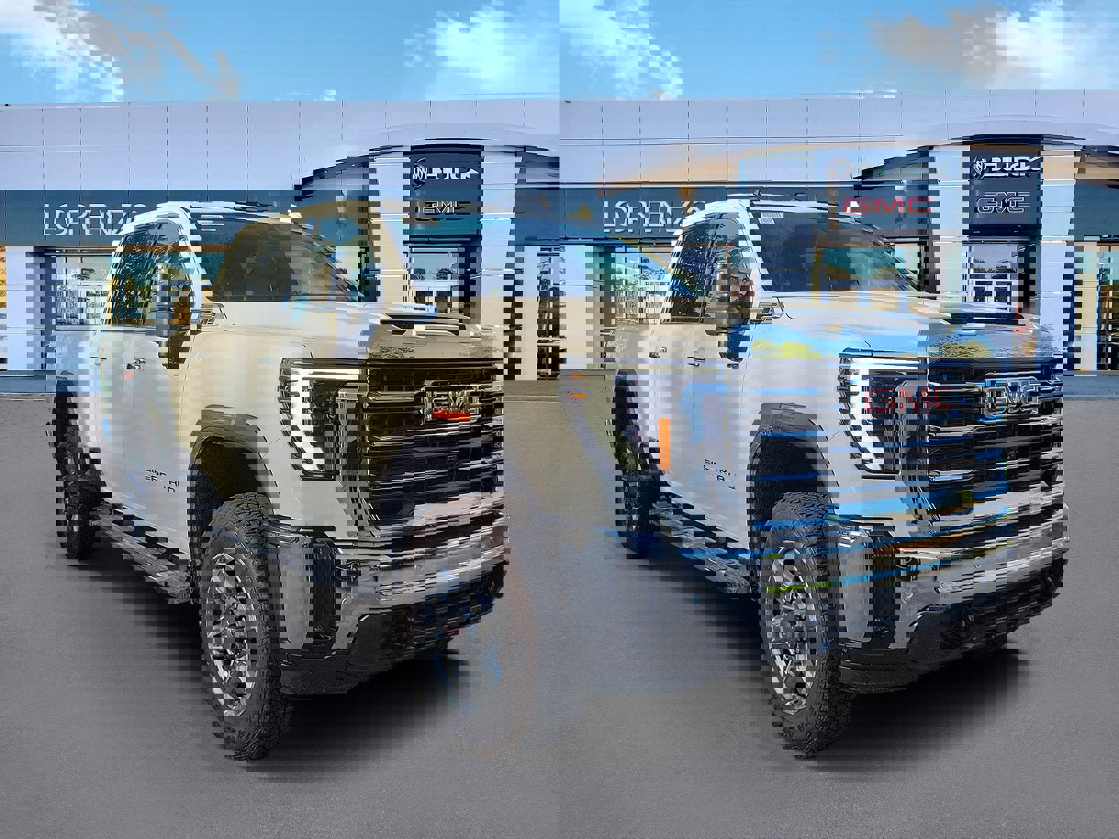 New 2026 GMC Sierra 2500 SLT w/ SLT Premium Package image 3