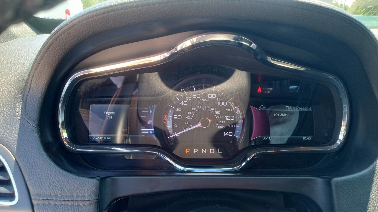 Used 2014 Lincoln MKT AWD image 13