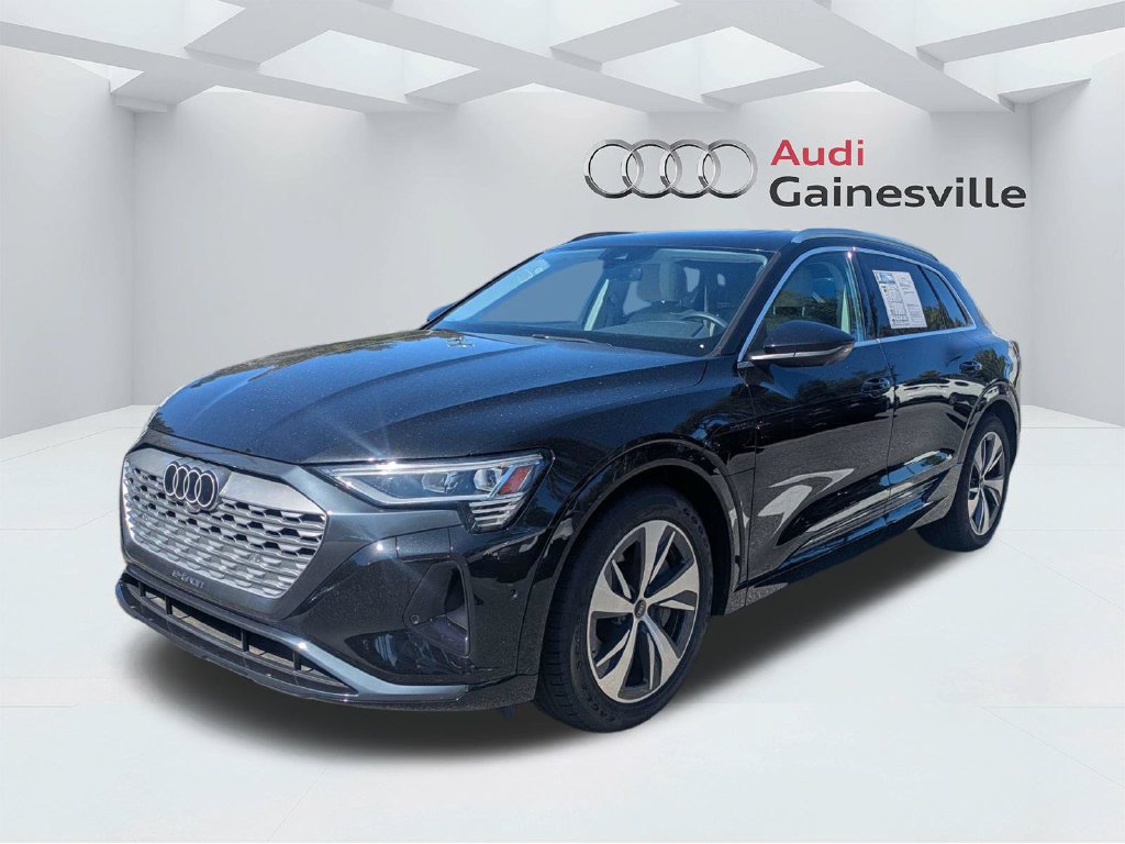 Used 2024 Audi Q8 e-tron Premium Plus w/ Premium Plus Package AWD/4WD image 8