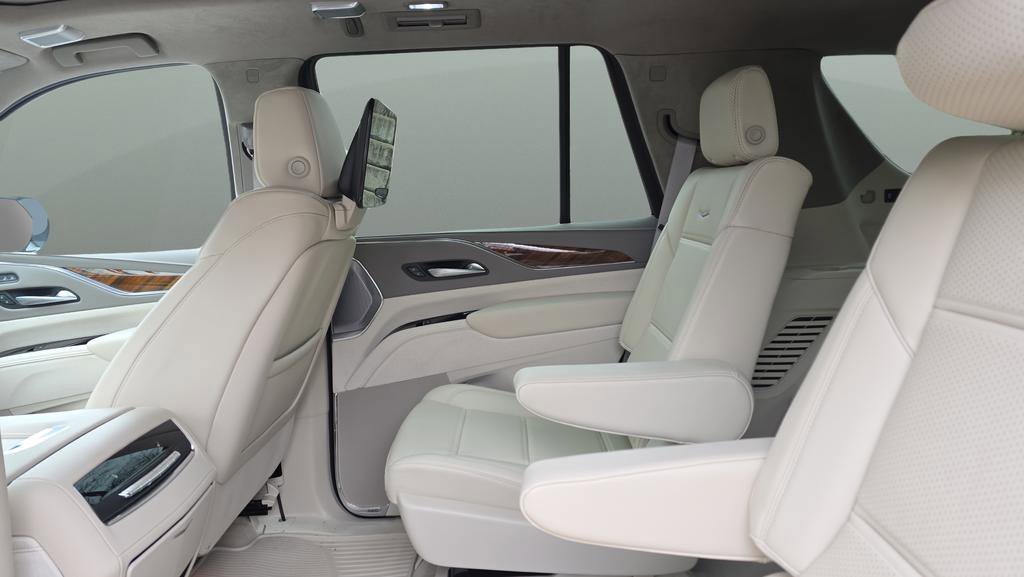 Certified 2024 Cadillac Escalade Sport Platinum w/ Heavy-Duty Trailer Package image 22