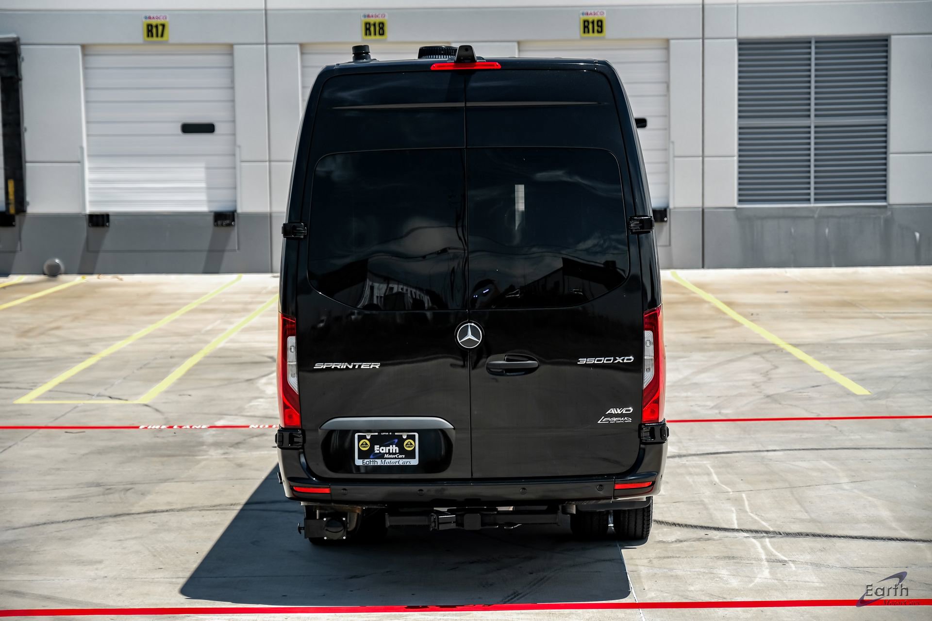 Used 2024 Mercedes-Benz Sprinter 3500 image 13