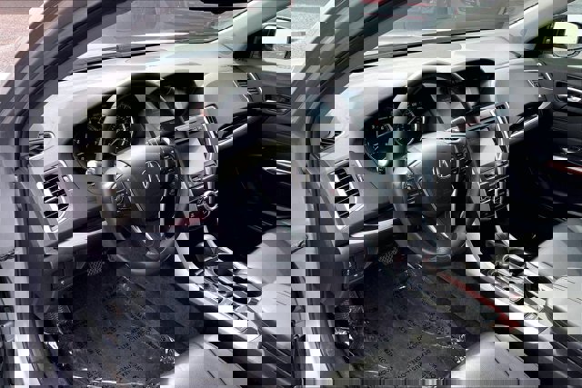 Used 2017 Acura TLX image 14