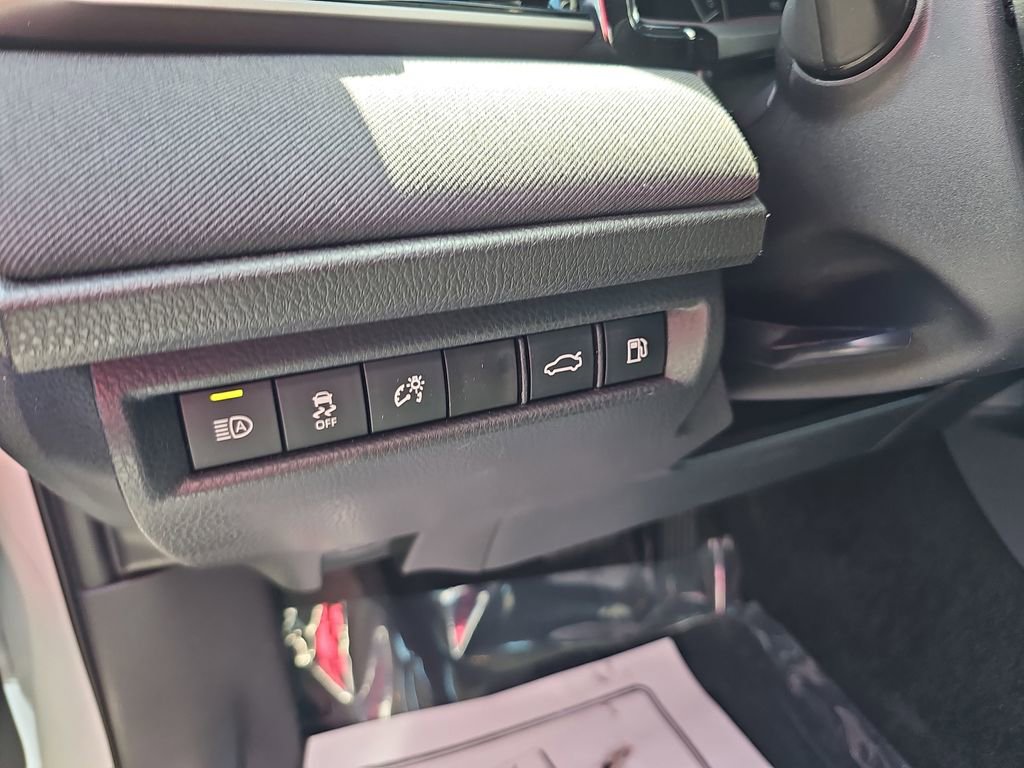 Used 2026 Toyota Camry LE FWD image 18