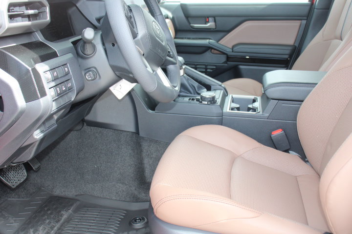 New 2026 Toyota 4Runner Limited AWD/4WD image 10