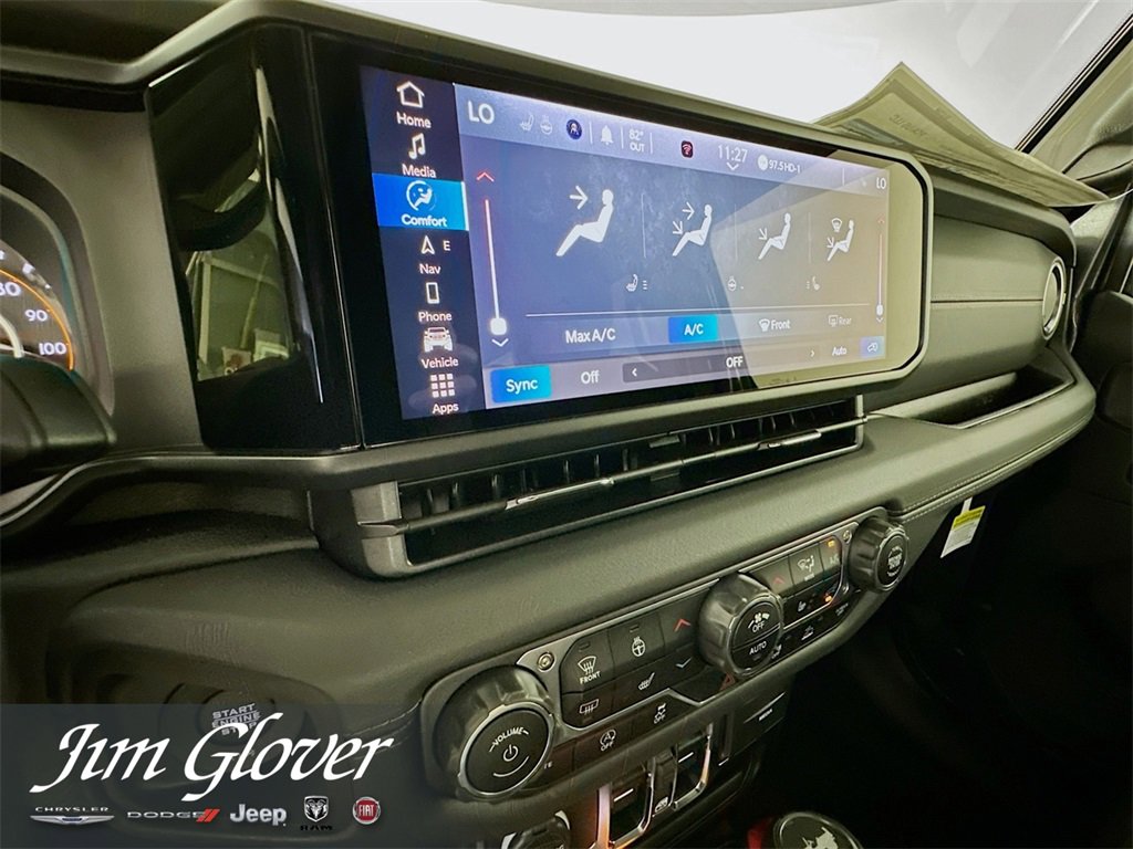 New 2025 Jeep Wrangler Sahara image 34