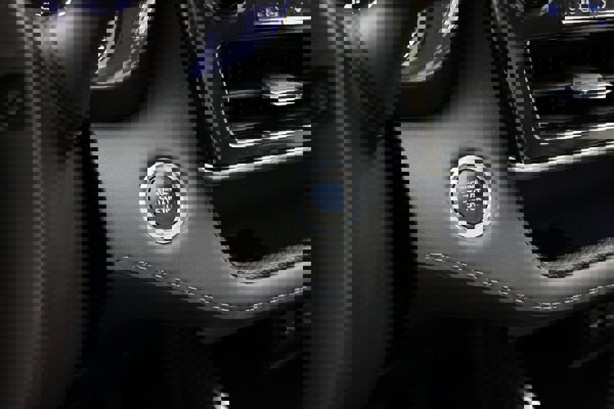 Used 2021 Toyota Highlander Platinum image 21