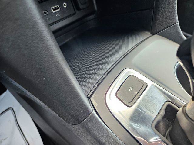 Used 2024 Chevrolet Equinox LS w/ LS Convenience Package AWD/4WD image 28