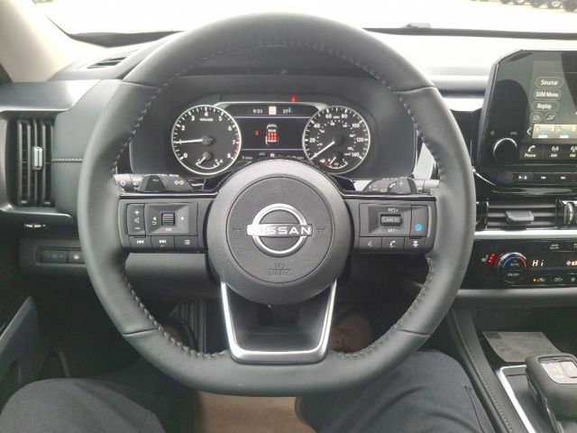New 2025 Nissan Pathfinder SL w/ Black Appearance Package image 13